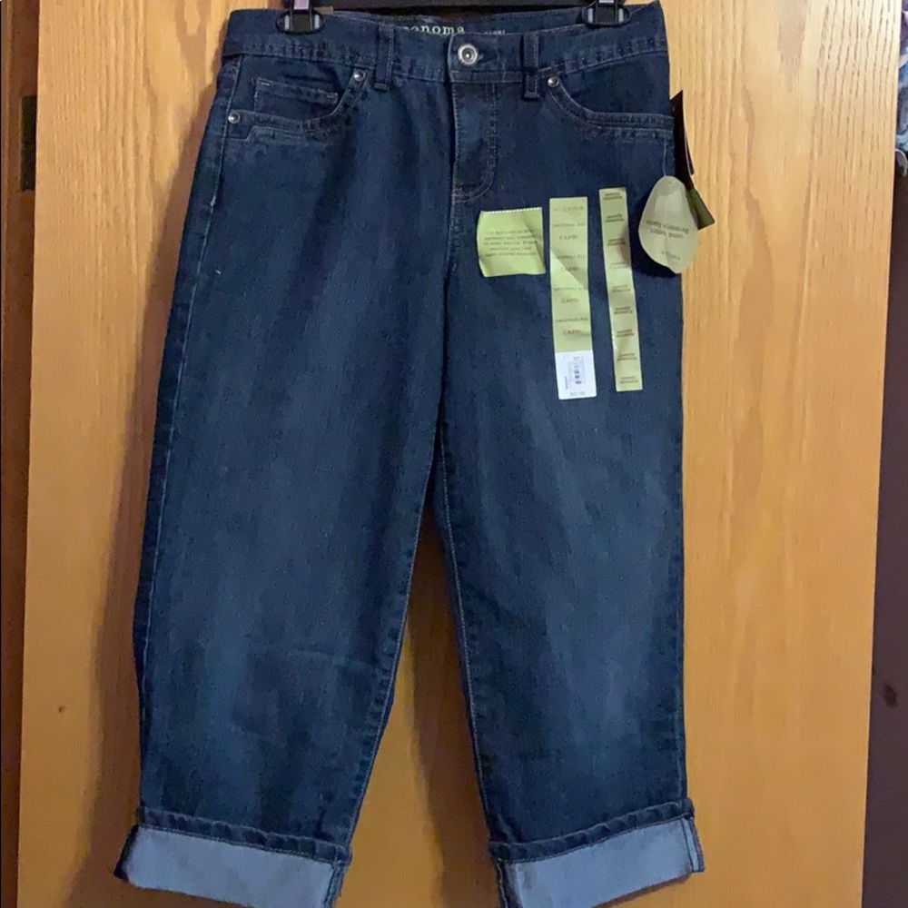 Dark Wash Capris